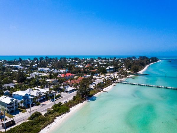 A New Coastal Residence on Anna Maria Island