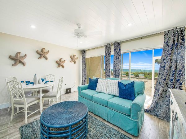 On Beach Holmes Beach Vacation Condo One Bedroom