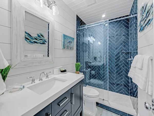 Lovely Beach Front Vacation Getaway in Holmes Beach