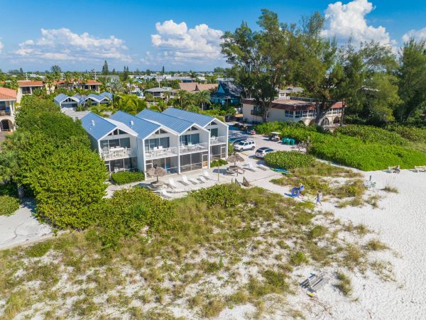 Ocean Front One Bedroom Modern Condo