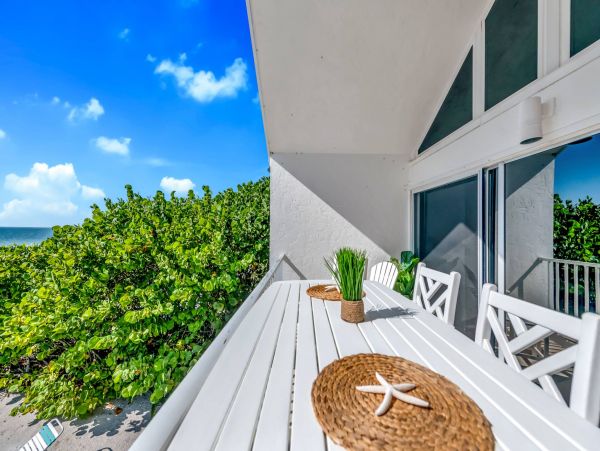 Ocean Front One Bedroom Modern Condo