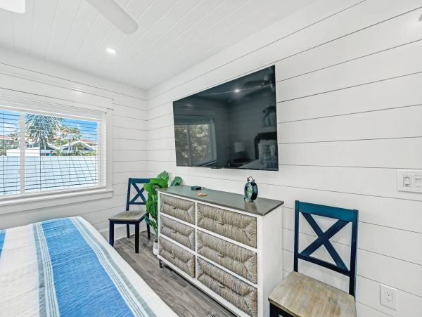 Ocean Front One Bedroom Modern Condo