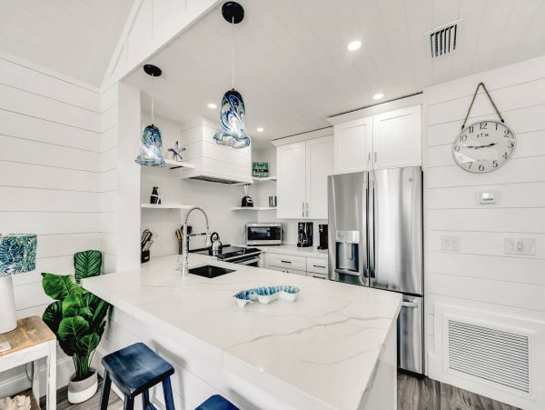 Ocean Front One Bedroom Modern Condo