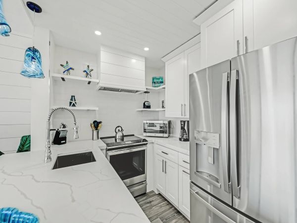 Ocean Front One Bedroom Modern Condo