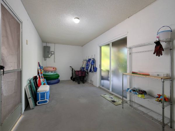 Beautiful Holmes Beach Vacation Townhome Close to Beaches & Attractions