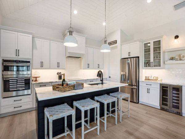 Anna Maria Island Holmes Beach Home 1011208