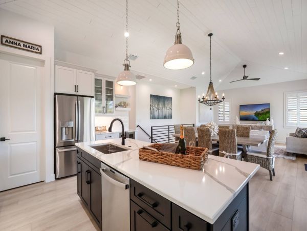 Anna Maria Island Holmes Beach Home 1011208