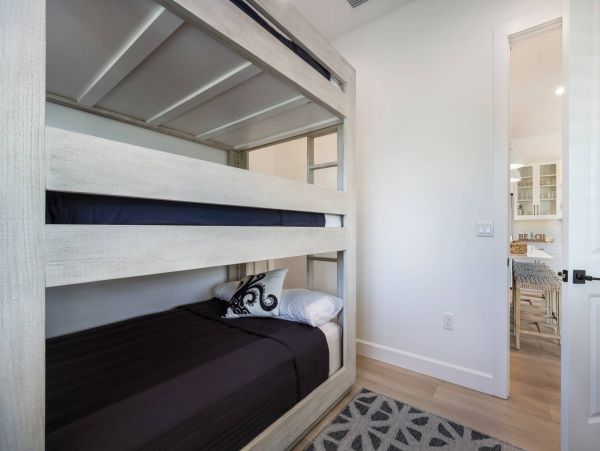 Anna Maria Island Holmes Beach Home 1011208