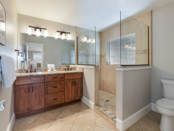 Anna Maria Gorgeous 6 Bedroom Pool Home