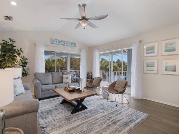 Island Beauty Magnificent Vacation Home Waterside Anna Maria