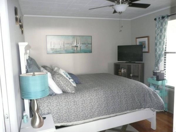 Anna Maria Island Holmes Beach Home 1011212