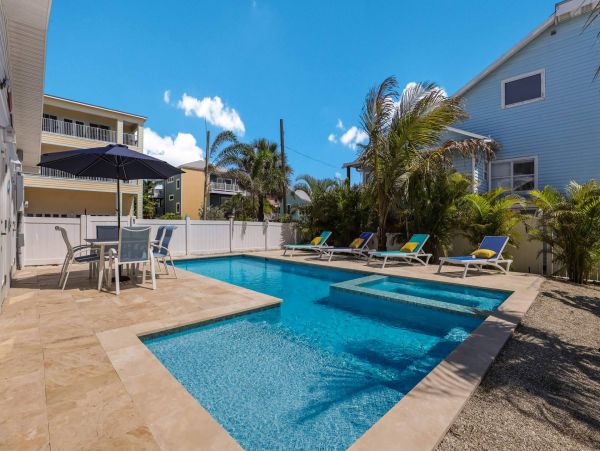 Bradenton Beach Vacation Home with Four Bedroom
