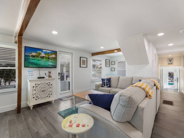 Bradenton Beach Vacation Home with Four Bedroom