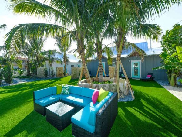 Charming Renovated Cottage Studio Stroll to Beach