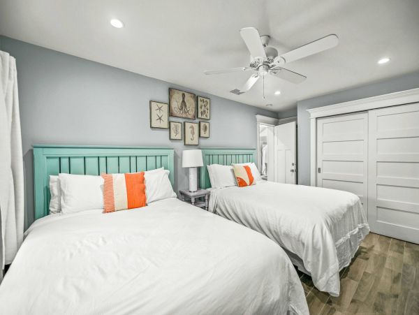 Holmes Beach Vacation Condo Two Bedroom Gulf Views
