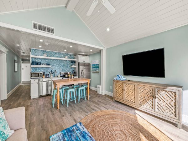 Holmes Beach Vacation Condo Two Bedroom Gulf Views