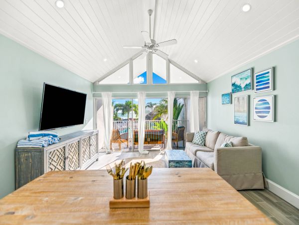 Holmes Beach Vacation Condo Two Bedroom Gulf Views