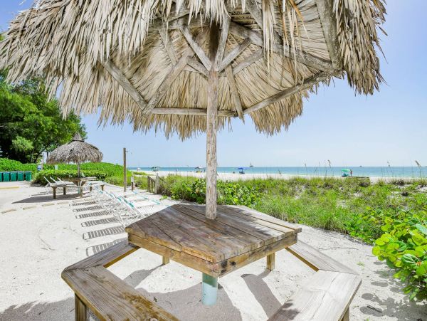 Anna Maria Island Holmes Beach Condo 1011217