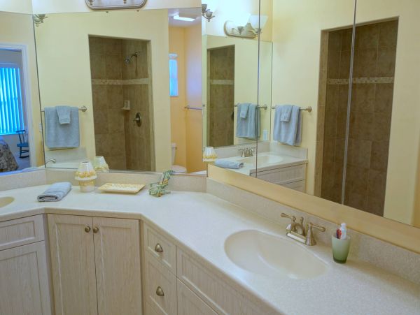 Anna Maria Island Holmes Beach Home 1011218