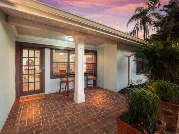 Canalfront Beach House with Private Pool & Dock
