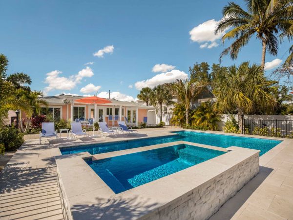 Anna Maria Island Holmes Beach Home 1011220