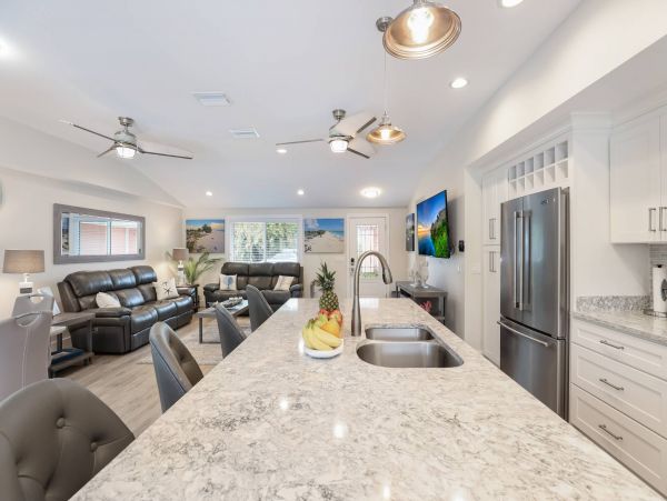 Anna Maria Island Holmes Beach Home 1011220