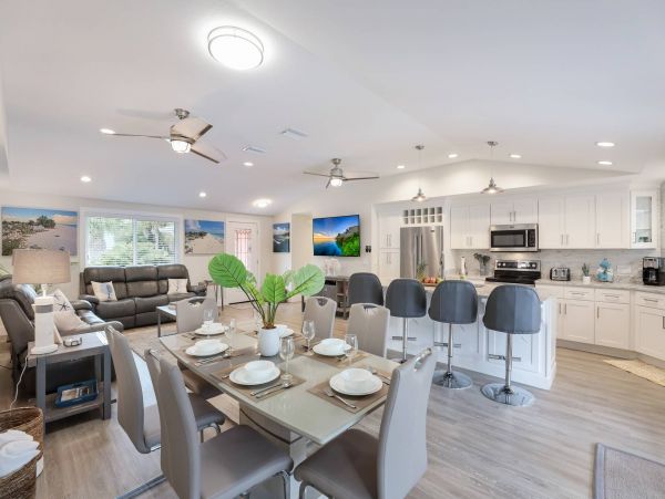 Anna Maria Island Holmes Beach Home 1011220