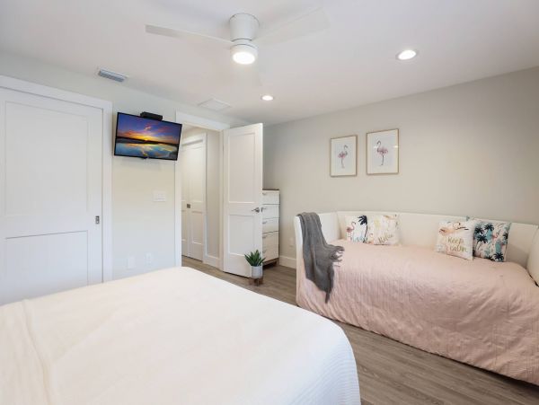 Anna Maria Island Holmes Beach Home 1011220