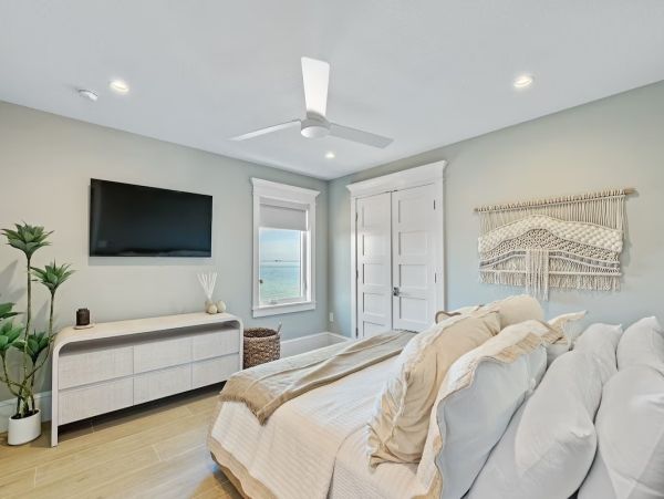 Anna Maria Island Holmes Beach Home 1011222
