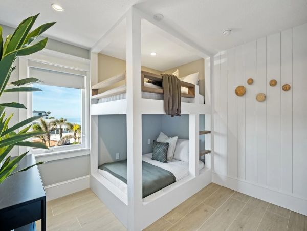 Anna Maria Island Holmes Beach Home 1011222