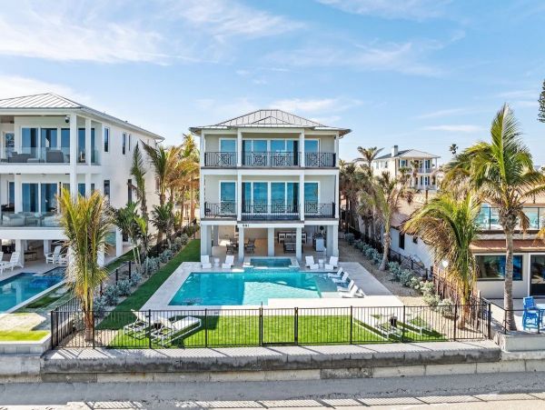 Anna Maria Island Holmes Beach Home 1011222