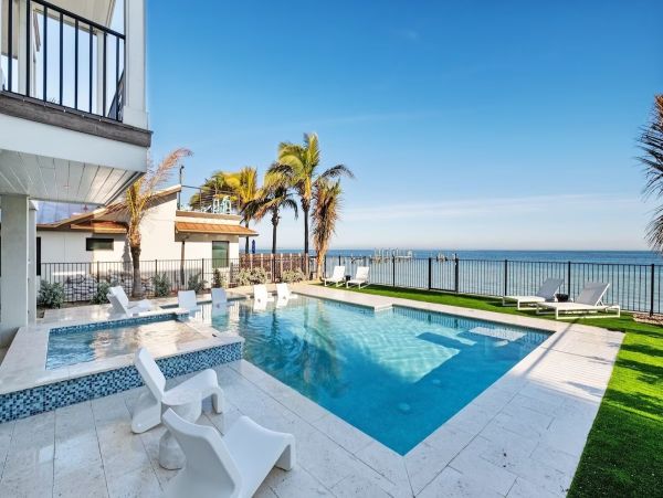 Anna Maria Island Holmes Beach Home 1011222