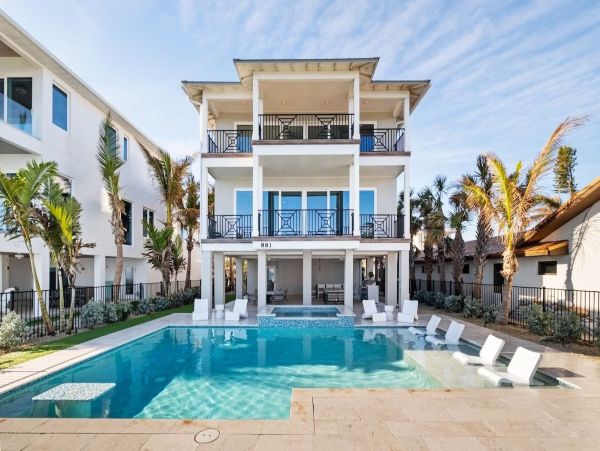 Anna Maria Island Holmes Beach Home 1011222