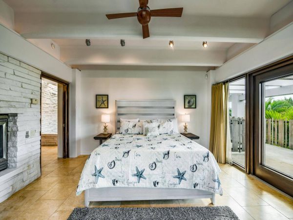 Just Steps from Anna Maria's Iconic Beach