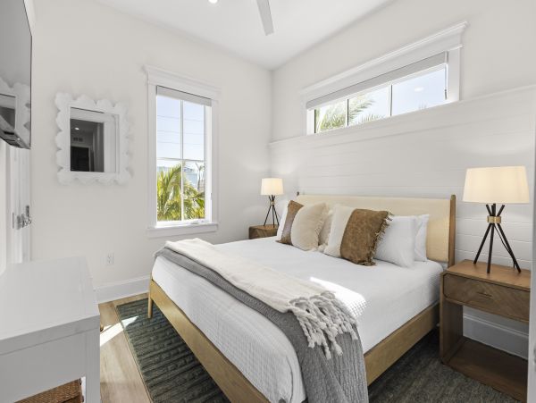 Anna Maria Island Beachfront Rental - Luxury Gulf View Vacation Home