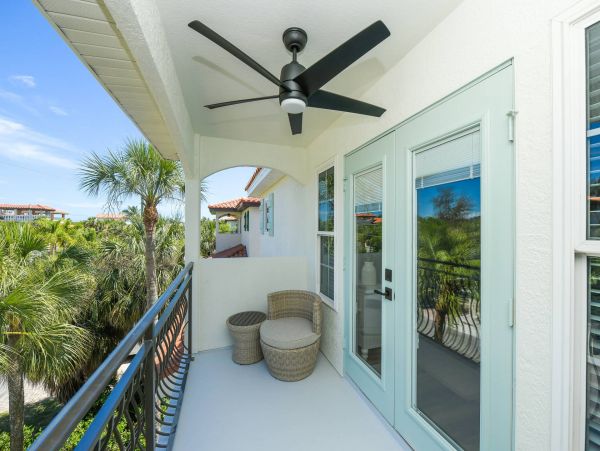Holmes Beach Five Bedroom Beach Home With Private Pool