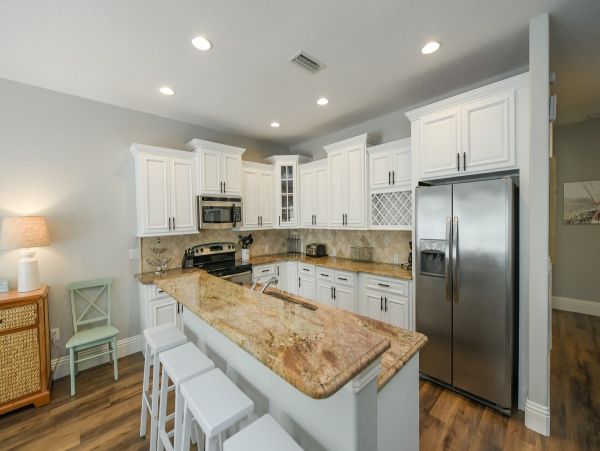Holmes Beach Five Bedroom Beach Home With Private Pool