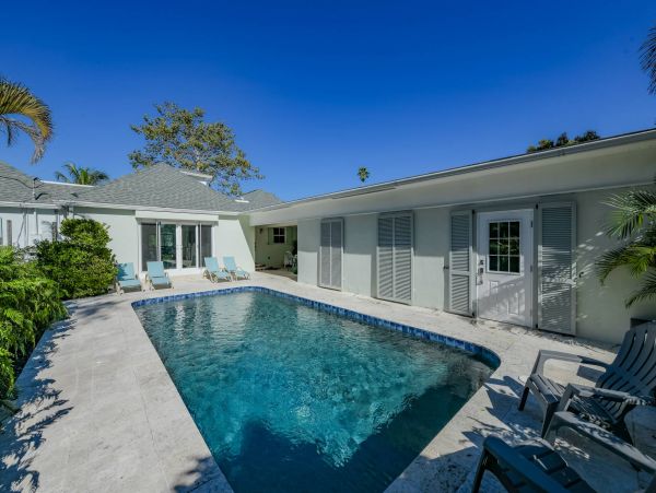 Anna Maria Island Holmes Beach Home 1011228