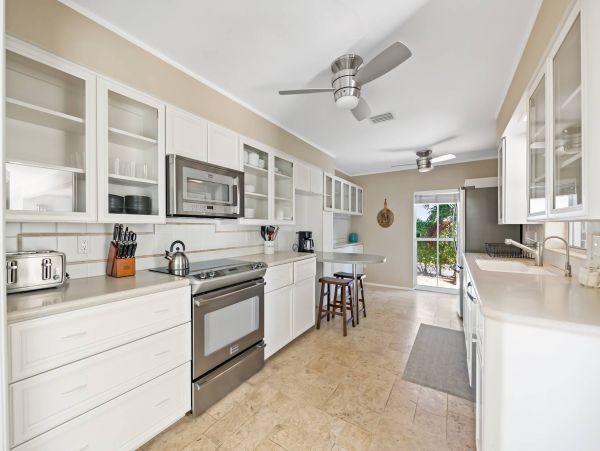 Anna Maria Island Holmes Beach Home 1011228