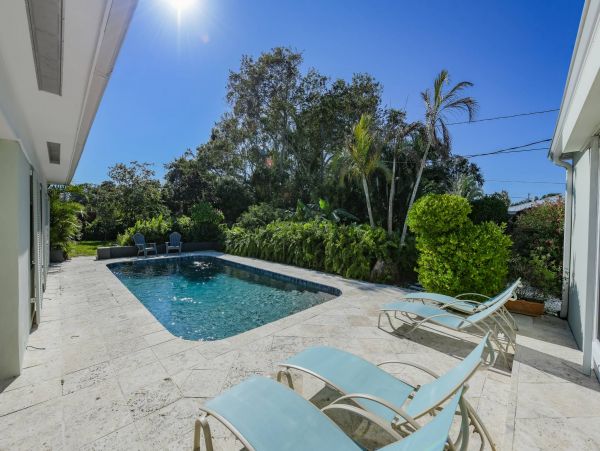 Anna Maria Island Holmes Beach Home 1011228