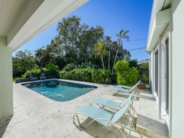 Anna Maria Island Holmes Beach Home 1011228
