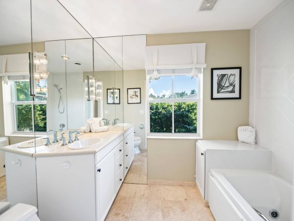 Anna Maria Island Holmes Beach Home 1011228