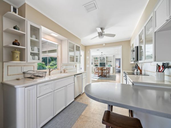 Anna Maria Island Holmes Beach Home 1011228