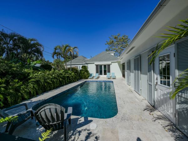 Anna Maria Island Holmes Beach Home 1011228