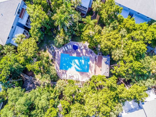 Holmes Beach Vacation Rental - Anna Maria Island Coastal Home