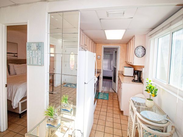 Holmes Beach Vacation Rental - Anna Maria Island Coastal Home