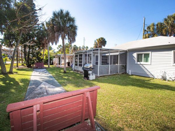 Holmes Beach Vacation Rental - Anna Maria Island Coastal Home