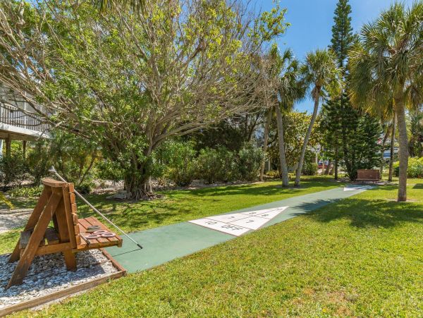 Holmes Beach Vacation Rental - Anna Maria Island Coastal Home