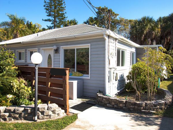 Holmes Beach Vacation Rental - Anna Maria Island Coastal Home