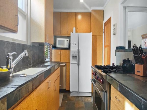 San Diego Two Bedroom Home Sleeps 5 Guests